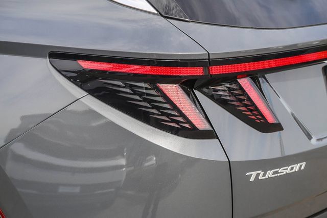New 2026 Hyundai Tucson Limited AWD/4WD image 10