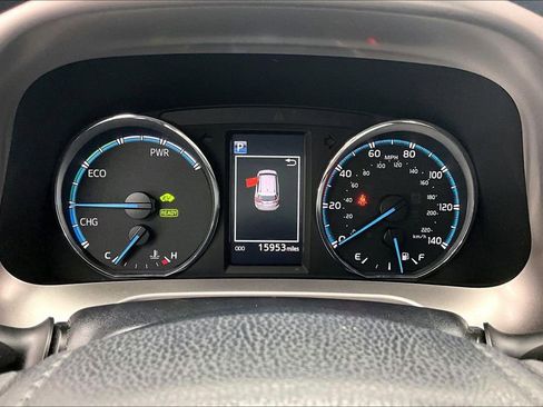 Used 2018 Toyota RAV4 LE image 20