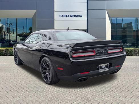 Used 2016 Dodge Challenger SRT Hellcat image 7