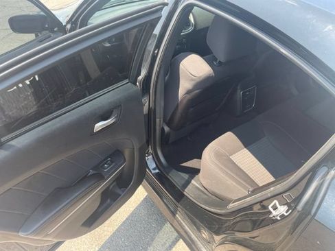 Used 2019 Dodge Charger R/T RWD image 9