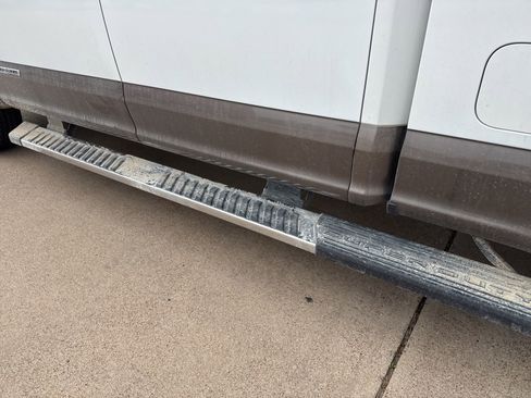 Used 2022 Ford F250 Lariat w/ Lariat Ultimate Package image 11