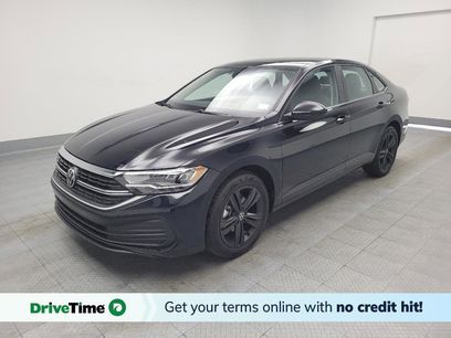 Used 2024 Volkswagen Jetta SE w/ Panoramic Sunroof Package