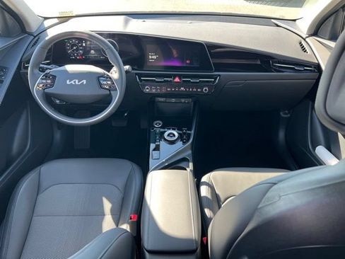 New 2026 Kia Niro Wind FWD image 10