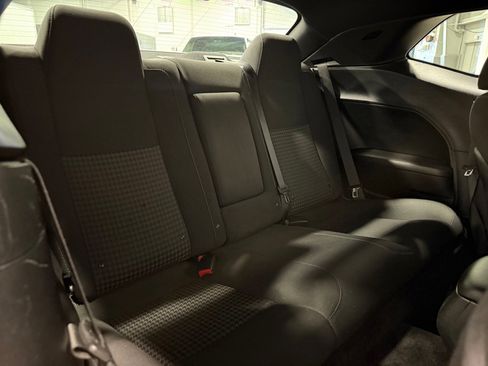 Used 2019 Dodge Challenger R/T image 22