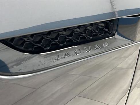 Used 2016 Jaguar F-TYPE R AWD/4WD image 35