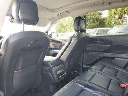 Certified 2024 Lincoln Nautilus Reserve w/ Equipment Group 202A image 12