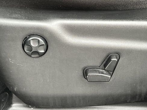 Used 2023 Dodge Durango GT image 17