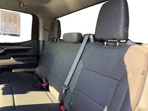 Used 2022 Chevrolet Silverado 1500 LT w/ Protection Package image 16