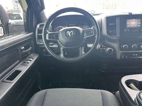 Used 2024 RAM 2500 Tradesman w/ Chrome Appearance Group image 17