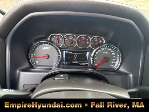 Used 2018 GMC Sierra 1500 SLT image 32