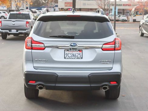 Used 2022 Subaru Ascent Limited w/ Technology Package image 3