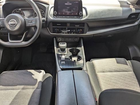 Certified 2023 Nissan Rogue SV image 14