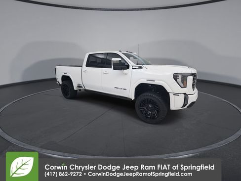 Used 2024 GMC Sierra 3500 AT4 w/ AT4 Premium Plus Package AWD/4WD image 2