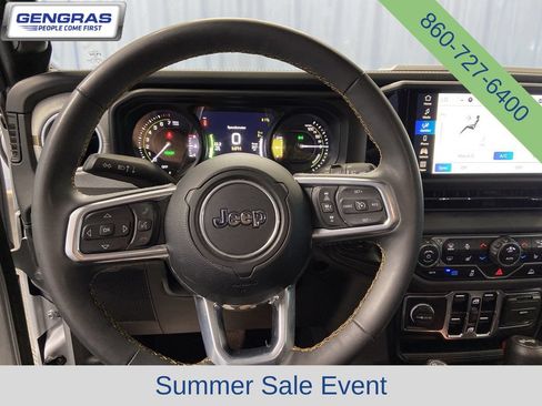 Used 2024 Jeep Wrangler Unlimited Sahara AWD/4WD image 21