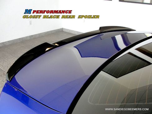 Used 2024 BMW 330i Sedan w/ M Sport Package RWD image 11