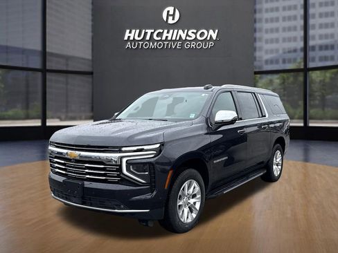 Certified 2025 Chevrolet Suburban Premier image 3
