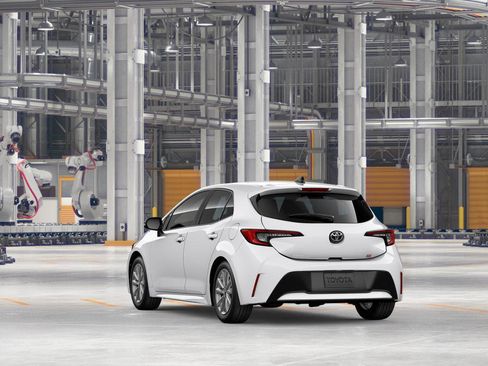 New 2026 Toyota Corolla SE FWD image 9