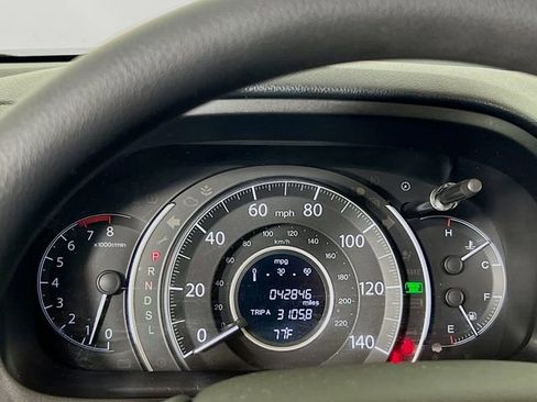 Used 2016 Honda CR-V SE image 12