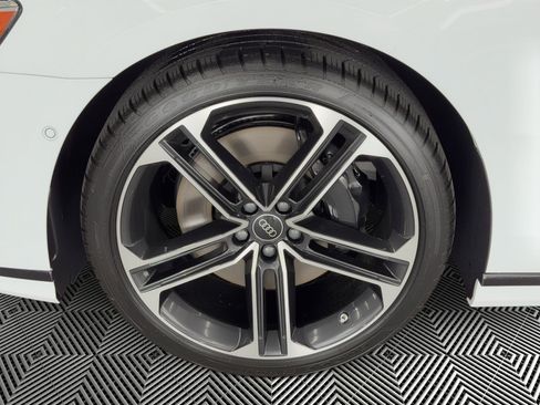 New 2026 Audi A8 L 3.0T image 12