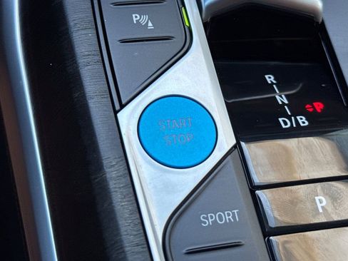 Used 2023 BMW i4 eDrive35 w/ Premium Package image 25