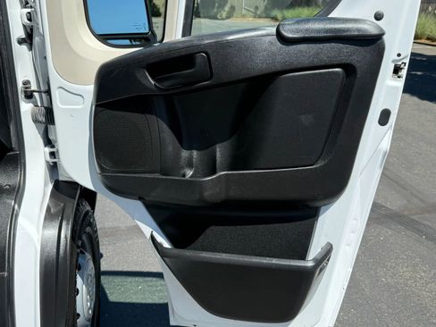 Used 2021 RAM ProMaster 2500 FWD image 22