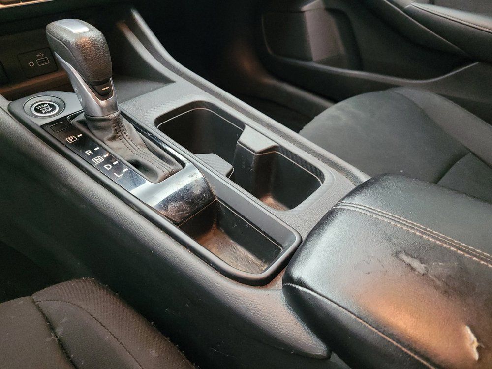 Used 2025 Nissan Sentra S FWD image 26