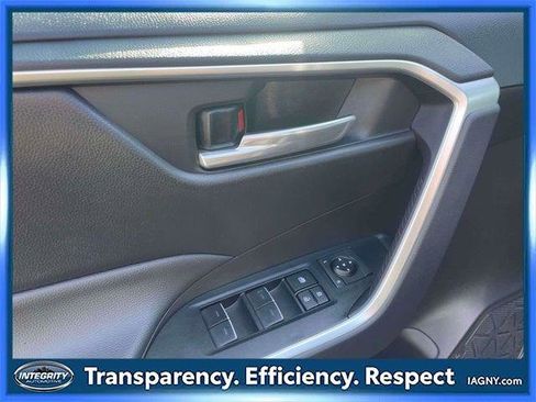 Certified 2025 Toyota RAV4 XLE w/ Convenience Package image 17