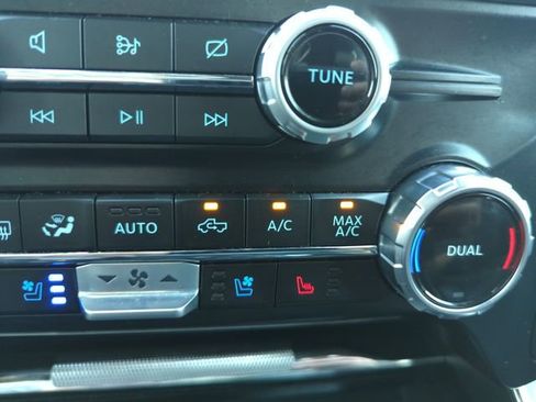 Used 2023 Ford F150 Raptor image 30