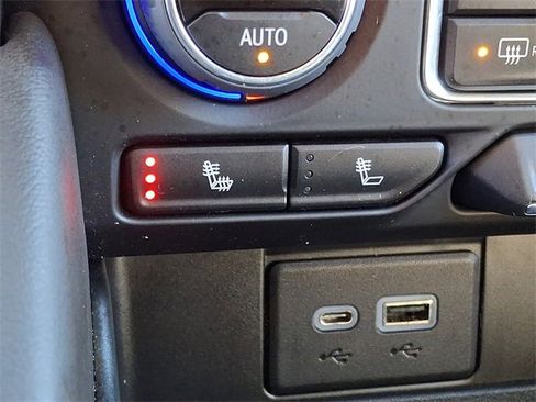 Certified 2022 Chevrolet Tahoe Z71 w/ Luxury Package image 27