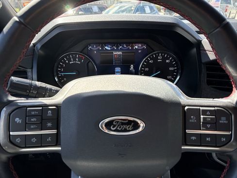 Used 2023 Ford Expedition Limited image 14