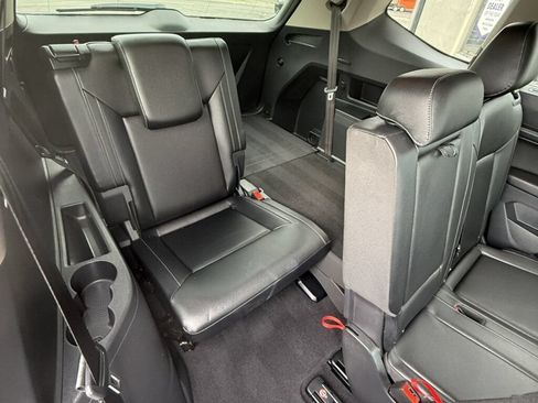 Used 2019 Volkswagen Atlas SE w/ Towing Package AWD/4WD image 42