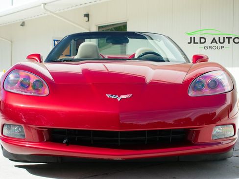 Used 2008 Chevrolet Corvette Convertible w/ Preferred Equipment Group RWD image 3