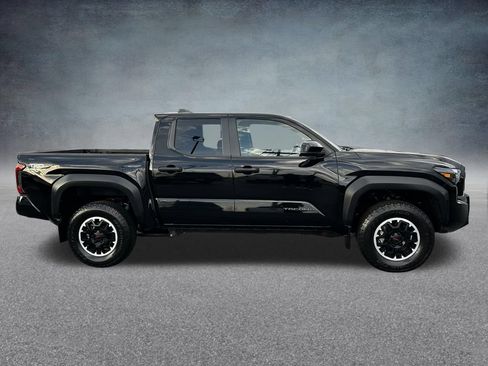 Used 2024 Toyota Tacoma TRD Off-Road AWD/4WD image 24