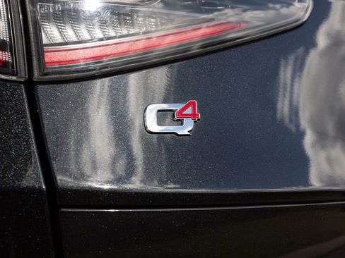 Used 2024 Alfa Romeo Stelvio Veloce image 56