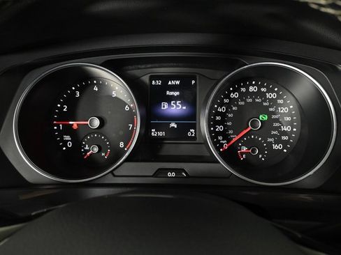 Certified 2021 Volkswagen Tiguan SE w/ Panoramic Sunroof Package image 26