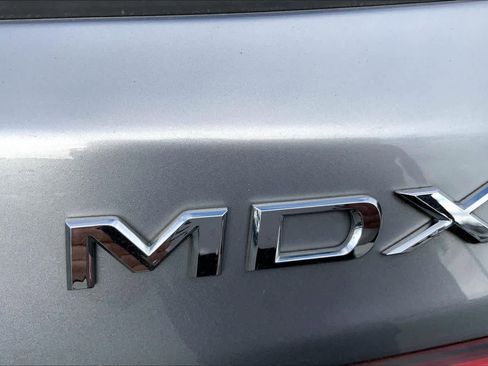 Used 2017 Acura MDX SH-AWD image 9