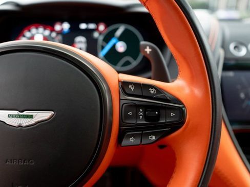 Used 2022 Aston Martin DBX Base image 35