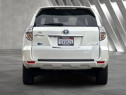 Used 2014 Toyota RAV4 EV image 5