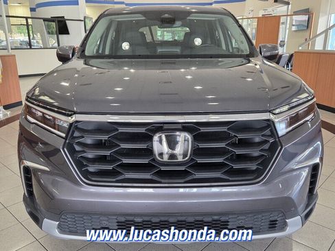Used 2024 Honda Pilot EX-L image 2