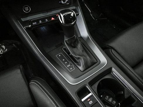 Certified 2025 Audi Q3 2.0T Premium w/ Convenience Package image 12