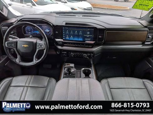 Used 2023 Chevrolet Silverado 1500 High Country w/ Technology Package AWD/4WD image 15