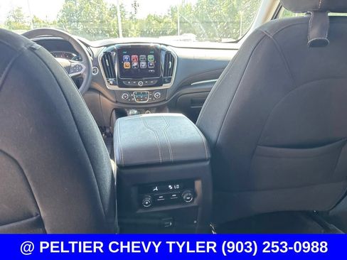 Used 2018 Chevrolet Traverse LT FWD image 20