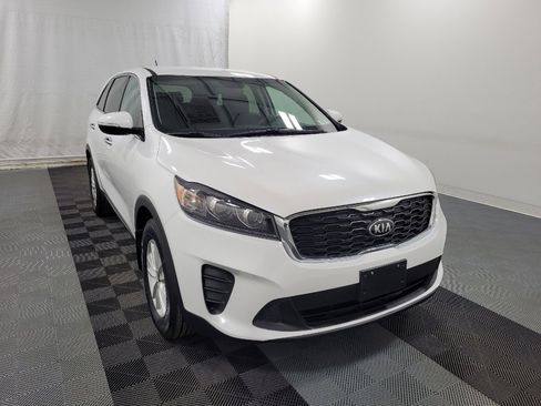 Used 2019 Kia Sorento FWD image 13