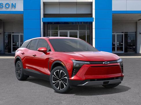 New 2025 Chevrolet Blazer EV LT image 7