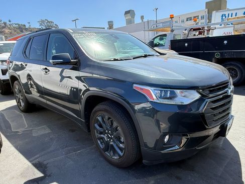Used 2020 Chevrolet Traverse RS w/ LPO, 'HIT The Road' Package FWD image 13
