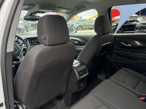Used 2024 GMC Terrain SLE image 14
