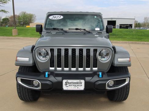 Used 2023 Jeep Wrangler Unlimited Sahara image 2