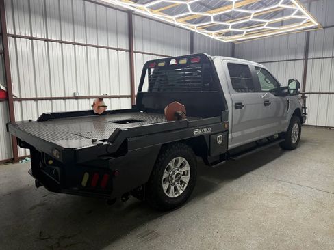 Used 2020 Ford F250 XL w/ STX Appearance Package AWD/4WD image 6
