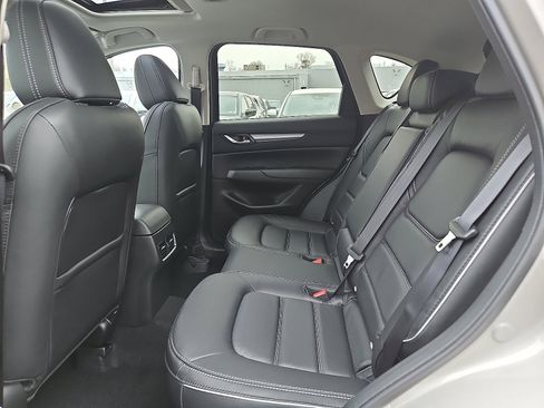 New 2025 MAZDA CX-5 AWD 2.5 S w/ Preferred Package image 8