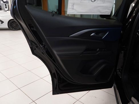 New 2026 Chevrolet Equinox EV LT FWD image 22